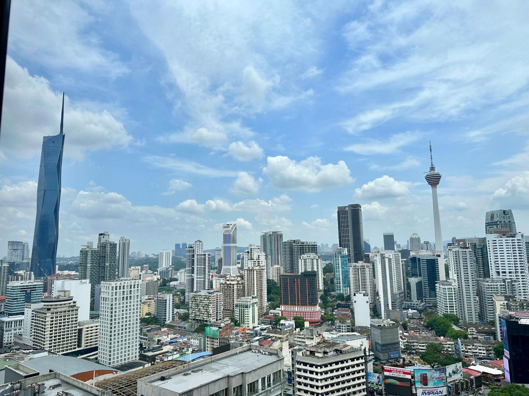 Eaton Service Apartment At Klcc Kuala Lumpur Bagian luar foto